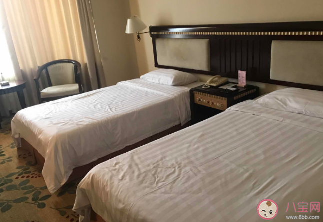 酒店不換床單不洗馬桶會被傳染疾病嗎 怎么判斷酒店衛生干不干凈 酒店不換床單不洗馬桶會被傳染疾病嗎 怎么判斷酒店衛生干不干凈