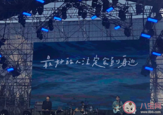 相戀十年結(jié)婚是啥體驗(yàn) 戀愛長(zhǎng)跑經(jīng)歷分享