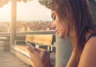 父母該不該插手子女感情問(wèn)題 父母要干預(yù)子女的感情嗎