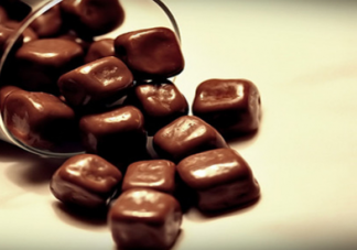 為什么吃黑巧克力可以減肥 如何合理吃黑巧克力減肥