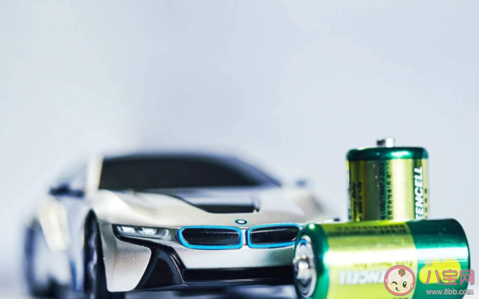 同價位的車買油還是買電 燃油車和純電車哪個更劃算 同價位的車買油還是買電 燃油車和純電車哪個更劃算