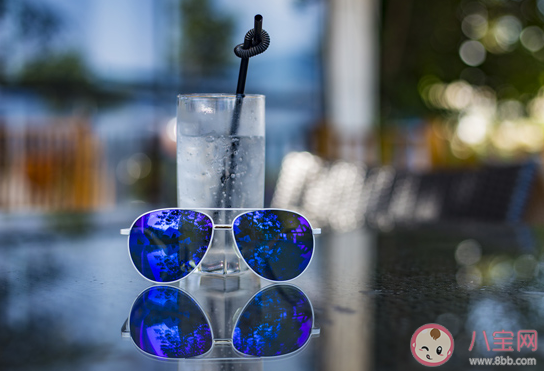 鏡片顏色越深的太陽鏡防紫外線效果越好嗎 螞蟻莊園8月13日答案 鏡片顏色越深的太陽鏡防紫外線效果越好嗎 螞蟻莊園8月13日答案