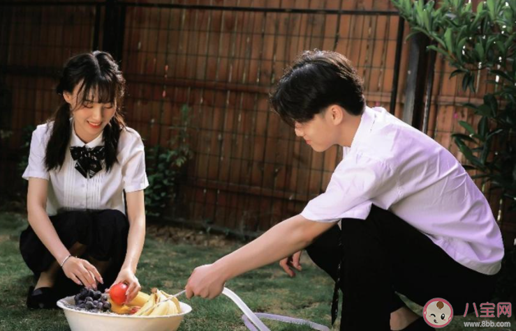 有個嬌小的女朋友是啥體驗 嬌小的女生指的是身高多少 有個嬌小的女朋友是啥體驗 嬌小的女生指的是身高多少