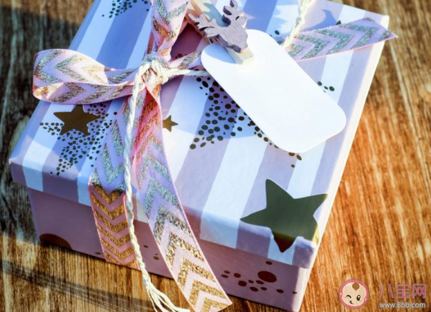 情侶七夕不互送禮物正常嗎 如何看待男友從來不送禮物