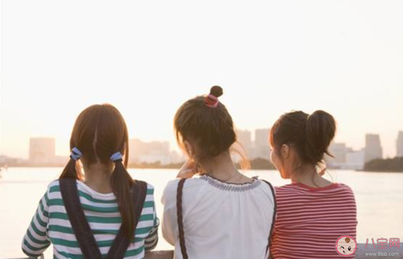 如何處理三個人友情的吃醋情緒 三個人的友誼能長久嗎 如何處理三個人友情的吃醋情緒 三個人的友誼能長久嗎
