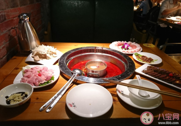 孩子多大可以吃火鍋 帶孩子吃火鍋要注意什么 孩子多大可以吃火鍋 帶孩子吃火鍋要注意什么