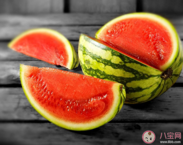 中國人一年吃掉多少西瓜 西瓜是怎么成為中國人常吃的水果 中國人一年吃掉多少西瓜 西瓜是怎么成為中國人常吃的水果