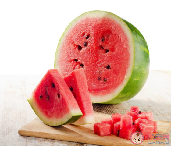 中國人一年吃掉多少西瓜 西瓜是怎么成為中國人常吃的水果 中國人一年吃掉多少西瓜 西瓜是怎么成為中國人常吃的水果