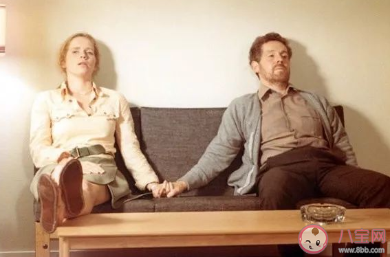 你正在經歷怎樣的婚姻生活 現在的婚姻生活幸福嗎 你正在經歷怎樣的婚姻生活 現在的婚姻生活幸福嗎