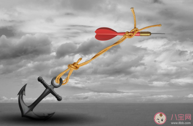 一個人長期陷入極度的自我厭惡會怎么樣 自我厭惡是什么心理狀態 一個人長期陷入極度的自我厭惡會怎么樣 自我厭惡是什么心理狀態