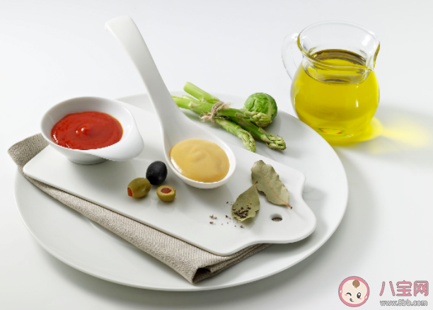 過期食物對人體傷害有多大 哪些些食物過期就要扔掉