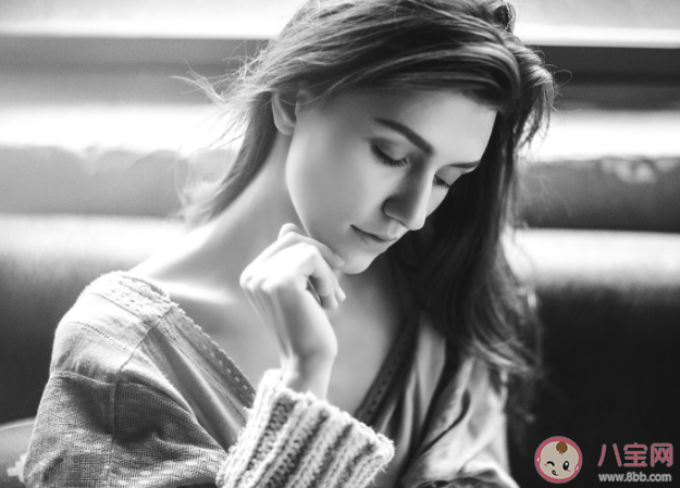 迎合別人不如取悅自己的經(jīng)典語錄大全 不要委屈自己取悅別人的文案句子 迎合別人不如取悅自己的經(jīng)典語錄大全 不要委屈自己取悅別人的文案句子