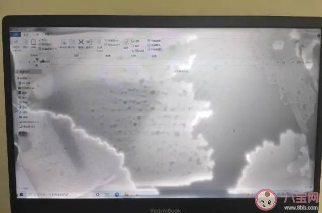 不能用酒精擦手機電腦屏幕嗎 屏幕被酒精弄花了該怎么辦