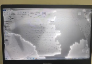 不能用酒精擦手機電腦屏幕嗎 屏幕被酒精弄花了該怎么辦