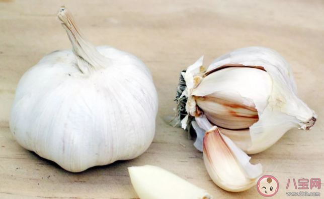 這些有關大蒜的謠言你信了嗎 關于大蒜的謠言真相 這些有關大蒜的謠言你信了嗎 關于大蒜的謠言真相