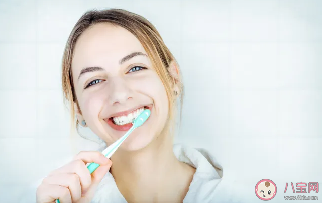 長期不刷牙會引發肺炎嗎 刷牙最重要的是刷哪里