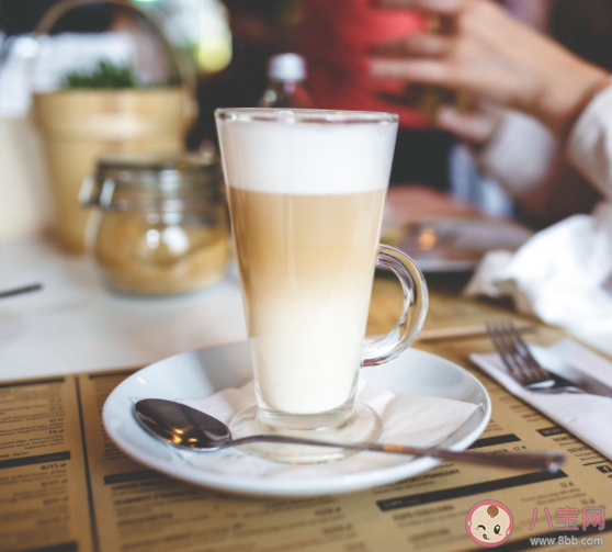 奶茶店為什么提示2小時喝完 未開封的奶茶保存時間更長嗎 奶茶店為什么提示2小時喝完 未開封的奶茶保存時間更長嗎