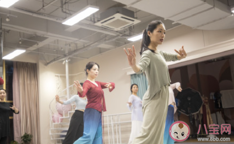 成年人學舞還來得及嗎 年紀大了還能學舞蹈嗎