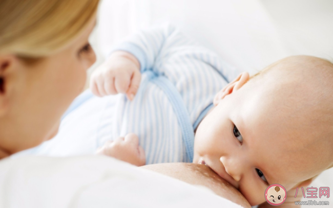 母乳喂養一定比奶粉喂養好嗎 新手媽媽如何母乳喂養