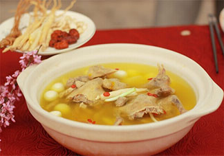 燉湯的營(yíng)養(yǎng)在肉里還是在湯里 長(zhǎng)期喝湯會(huì)長(zhǎng)胖嗎