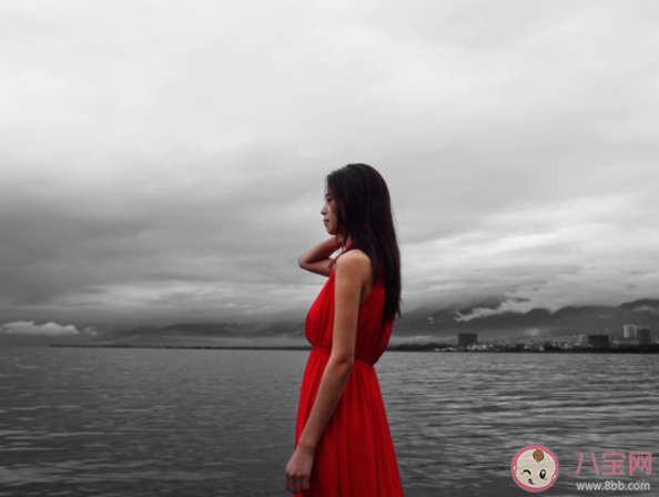 人為什么會自我封閉 如何避免自我封閉打開生活