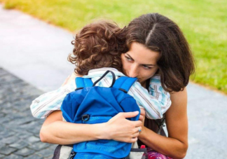 沒(méi)有分離焦慮的孩子正常嗎 如何讓孩子學(xué)會(huì)離別