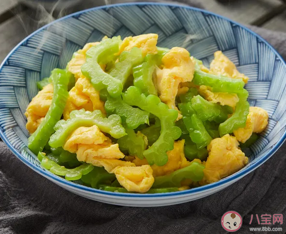 吃苦瓜會導致骨質疏松嗎 苦瓜草酸含量高嗎 吃苦瓜會導致骨質疏松嗎 苦瓜草酸含量高嗎