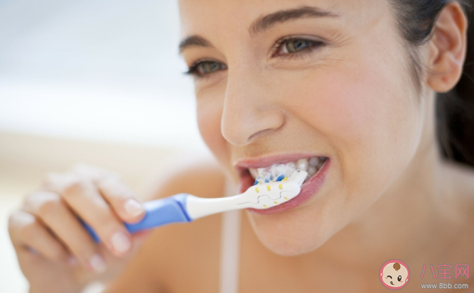 刷牙從左邊刷還是右邊刷 如何做好刷牙這件小事