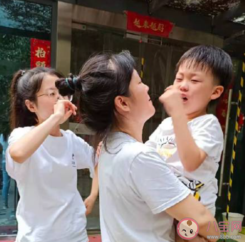 有個神仙老師是什么體驗 好老師應該具備什么素質