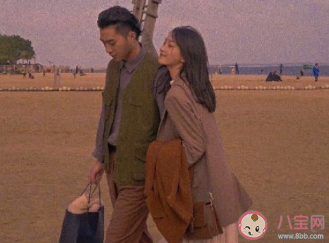 白發校長16字金句勸大學生別戀愛 大學到底要不要談戀愛 白發校長16字金句勸大學生別戀愛 大學到底要不要談戀愛