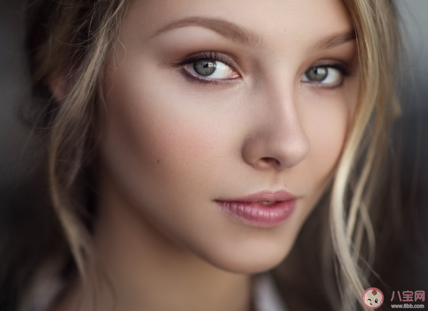 眼睛里沒有光的朋友圈文案句子 眼睛沒有光的心情說說句子