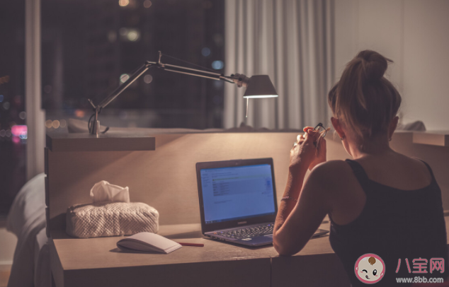 長期熬夜會導致耳聾嗎 突發性耳聾救治黃金期是什么時候 長期熬夜會導致耳聾嗎 突發性耳聾救治黃金期是什么時候