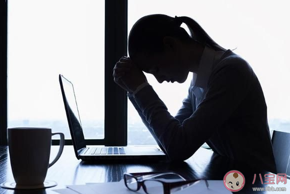 情緒低落找人傾訴還是自我消化 感覺情緒低落的時候該怎么辦 情緒低落找人傾訴還是自我消化 感覺情緒低落的時候該怎么辦