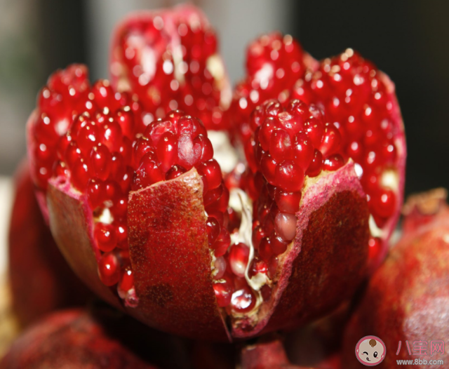 吃石榴可以美白嗎 正確吃石榴的方法