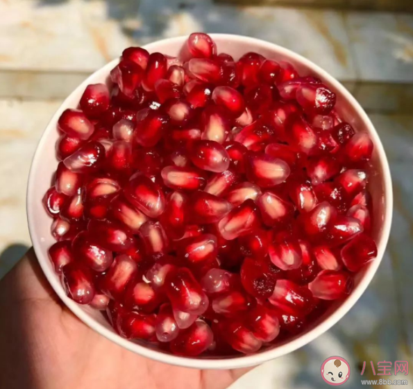 孩子積食可以吃石榴嗎 孩子吃石榴有什么好處 孩子積食可以吃石榴嗎 孩子吃石榴有什么好處