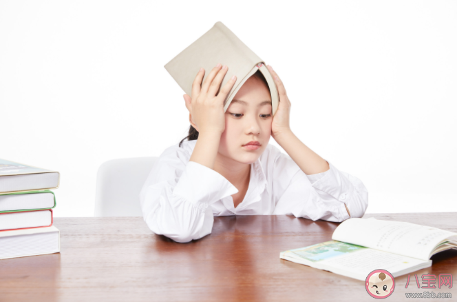 心理素質(zhì)差的10點(diǎn)表現(xiàn) 孩子心理素質(zhì)差怎么培養(yǎng) 心理素質(zhì)差的10點(diǎn)表現(xiàn) 孩子心理素質(zhì)差怎么培養(yǎng)