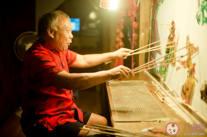 遠看燈火照近看像個廟形容的是皮影戲還是變臉 螞蟻莊園10月12日答案