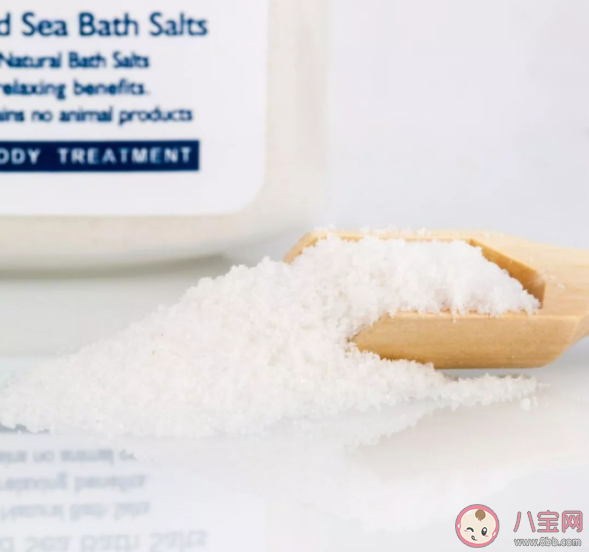 浴鹽泡澡有什么好處 不同皮膚選擇什么樣的浴鹽