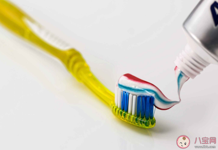 消腫鎮痛止血的牙膏真的有效果嗎 牙齦出血該怎么辦