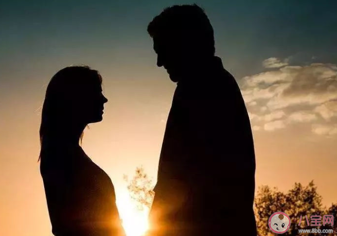 過于依賴對方什么體驗 戀愛中如何避免太過依賴對方