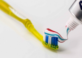 消腫鎮痛止血的牙膏真的有效果嗎 牙齦出血該怎么辦