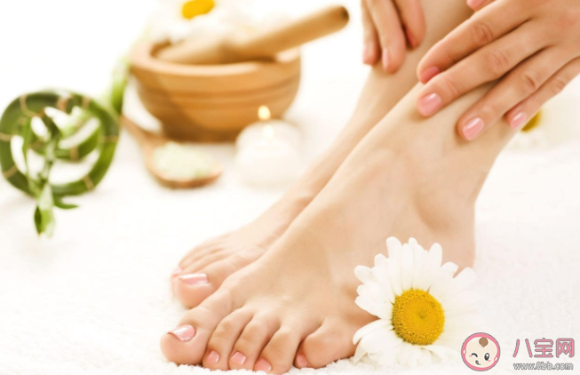 過度怕冷是怎么回事 為什么年紀(jì)越大越怕冷 過度怕冷是怎么回事 為什么年紀(jì)越大越怕冷