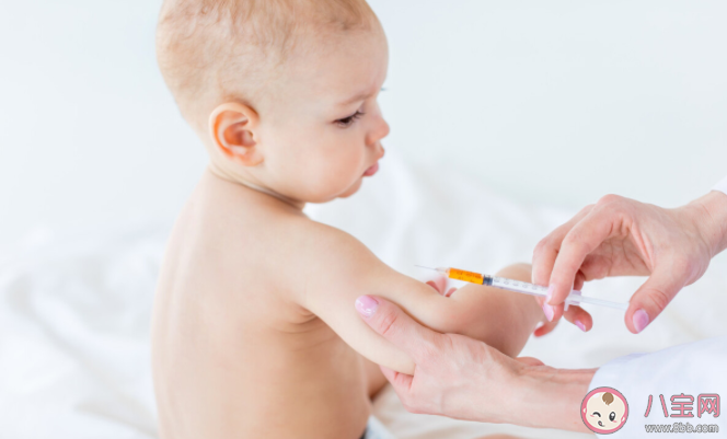 孩子打疫苗以后發燒了怎么辦 打完疫苗為什么會出現高燒 孩子打疫苗以后發燒了怎么辦 打完疫苗為什么會出現高燒