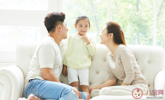 不同階段父母怎么和孩子玩 父母和孩子一起玩能學(xué)到什么