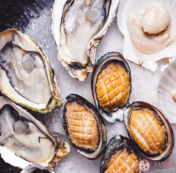 痛風患者一點海鮮都不能吃嗎 正常人吃海鮮過多會引起尿酸偏高嗎