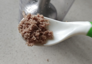寶寶什么時候可以吃肉類輔食 寶寶每天吃多少肉類輔食