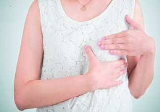 孕期有乳汁溢出正常嗎 為什么女性生完孩子有奶水
