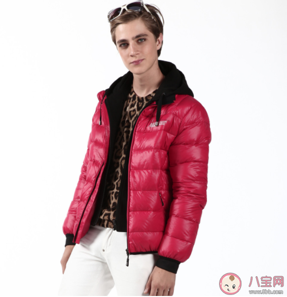 買羽絨服一定要看的三個指標 羽絨服價格為什么一年比一年貴