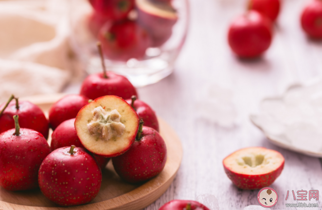 吃撐時喝酸奶真的有用嗎 吃撐時吃哪些食物有助于緩解