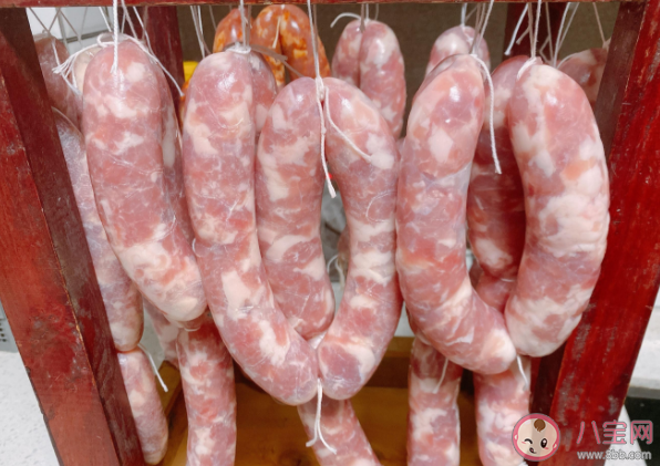 做香腸為什么要用牙簽弄幾個(gè)洞 怎么做出咸淡適中的好吃香腸